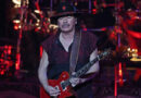 Carlos Santana colapsa durante concierto en Michigan; piden orar por él